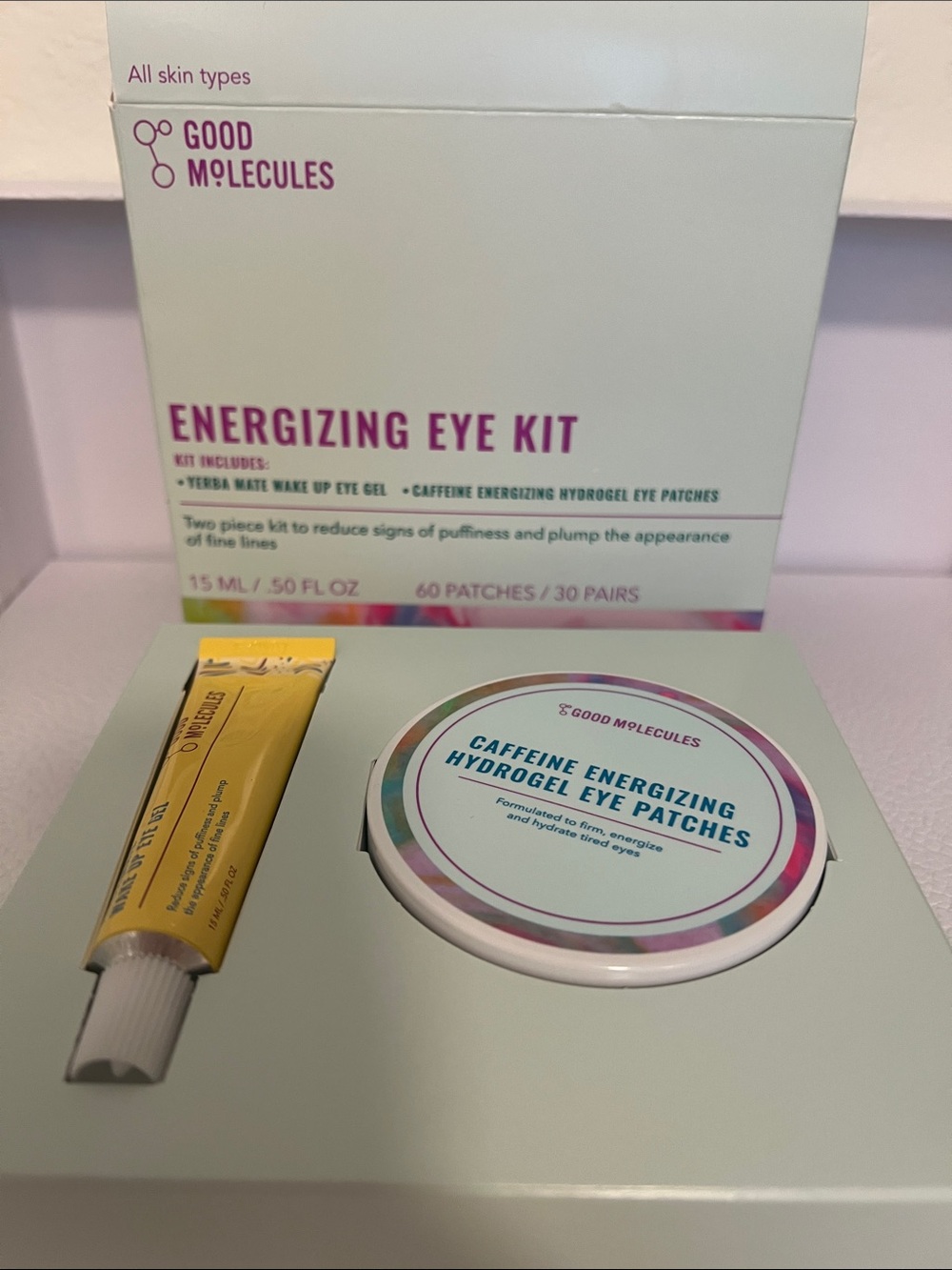 Good Molecules Energizing Eye Kit
